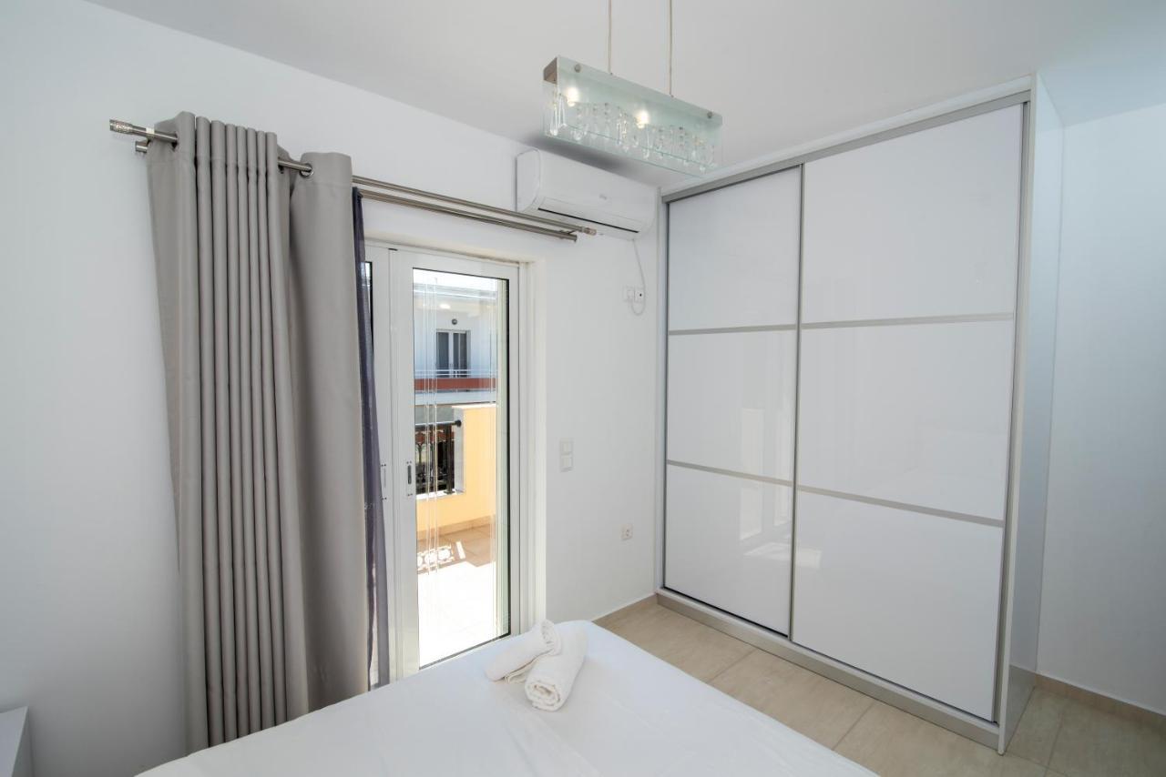 Mary'S Luxury Apartment Elaia. إيليا لاكونياس المظهر الخارجي الصورة